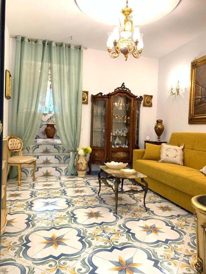 Giallo Napoletano Home Νάπολη Εξωτερικό φωτογραφία